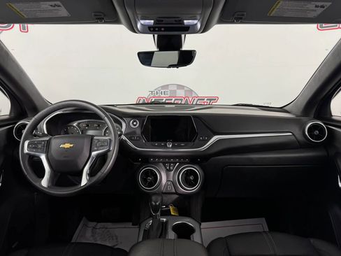 Used 2022 Chevrolet Blazer LT w/ Sound & Technology Package image 11