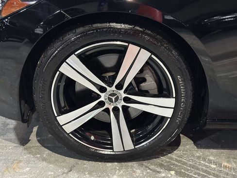 Used 2018 Dodge Durango SRT w/ SRT Interior Appearance Group image 11