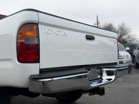 Used 2000 Toyota Tacoma 4x4 Xtracab image 22