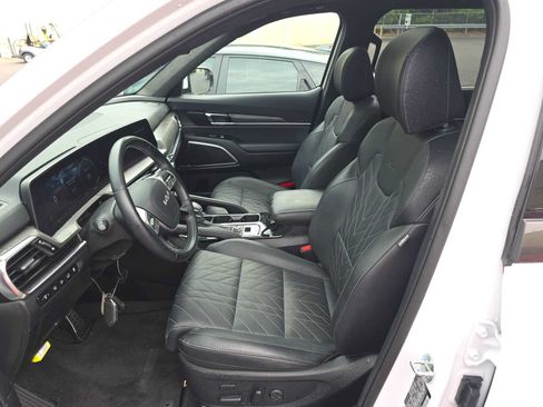 Used 2024 Kia Telluride SX Prestige X-Pro AWD/4WD image 10