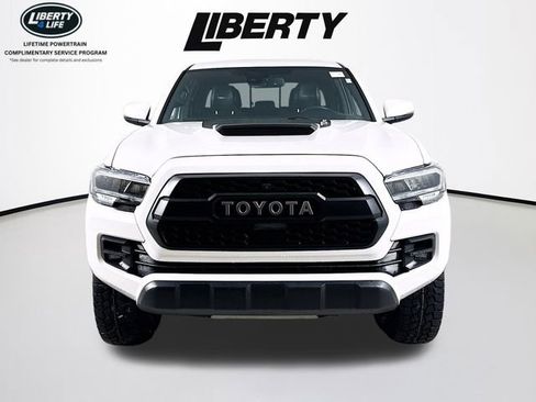 Used 2023 Toyota Tacoma TRD Pro image 2