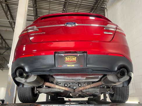 Used 2015 Ford Taurus SHO w/ Equipment Group 401A AWD/4WD image 80