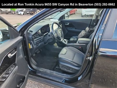 Used 2020 Kia Niro EX image 9