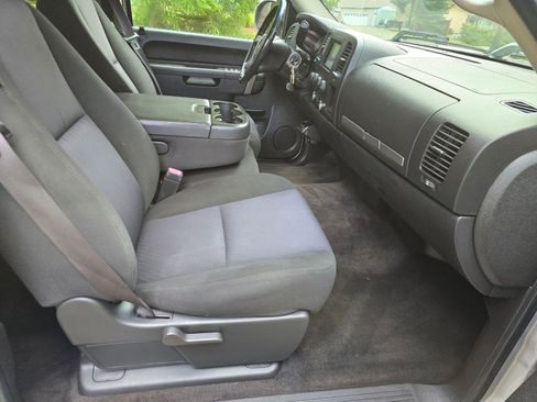 Used 2010 Chevrolet Silverado 1500 LT w/ Power Pack Plus image 13