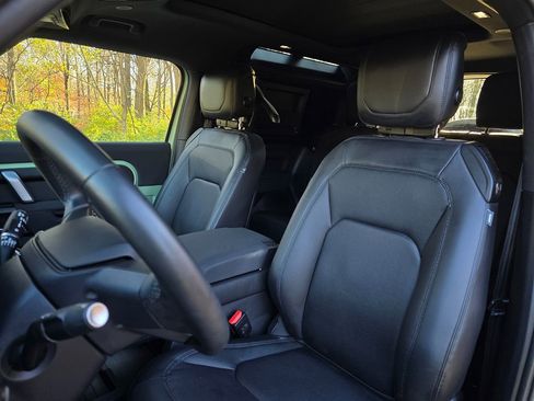 Used 2023 Land Rover Defender 110 75th Limited Edition image 14