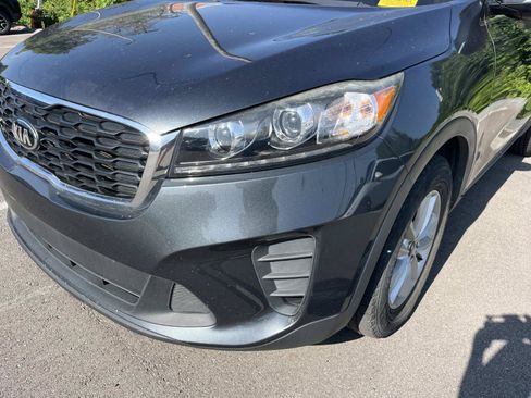 Used 2020 Kia Sorento FWD V6 image 6