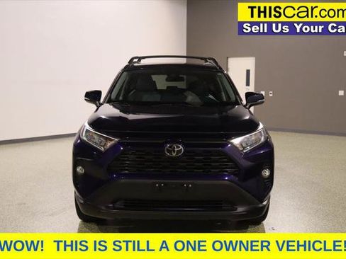 Used 2019 Toyota RAV4 XLE Premium FWD image 3