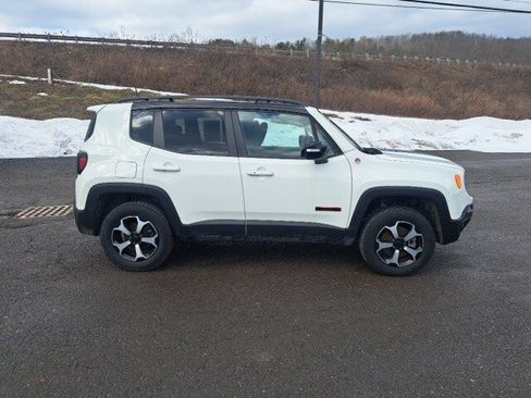 Used 2022 Jeep Renegade Trailhawk w/ Trailer Tow Group image 4