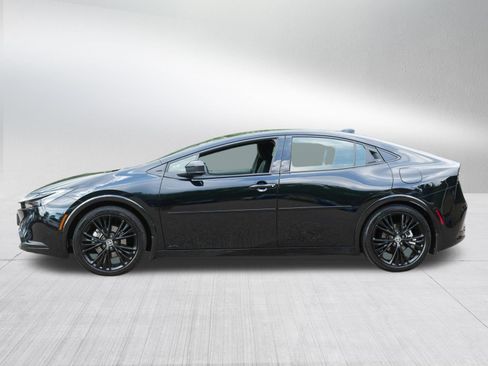 Used 2026 Toyota Prius AWD image 4