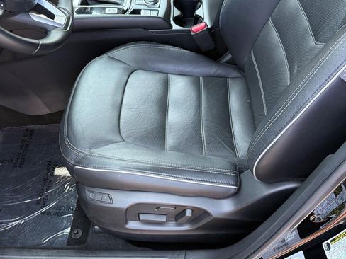 Used 2025 MAZDA CX-5 AWD 2.5 S w/ Preferred Package image 16
