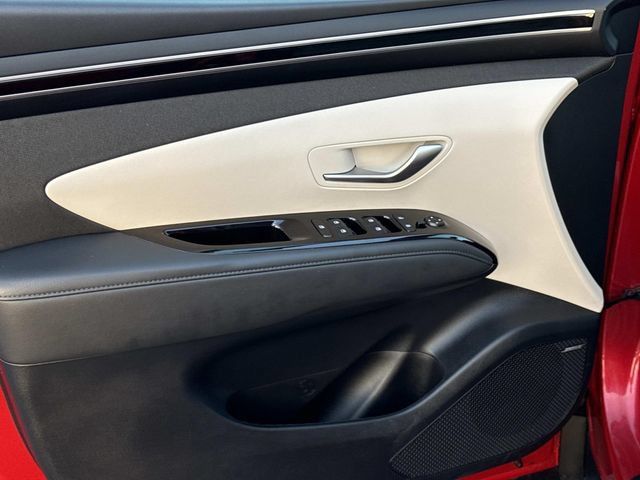 Used 2022 Hyundai Tucson SEL w/ Convenience + Premium Package FWD image 18
