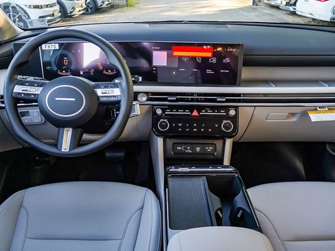 New 2026 Hyundai Tucson SEL image 13