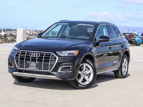 Used 2023 Audi Q5 2.0T Premium w/ Convenience Package AWD/4WD image 1
