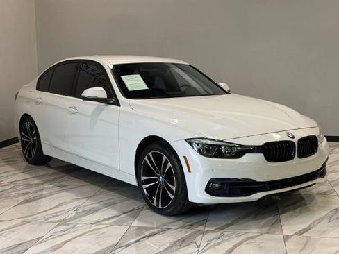 Used 2018 BMW 330i Sedan w/ Shadow Sport Edition image 4