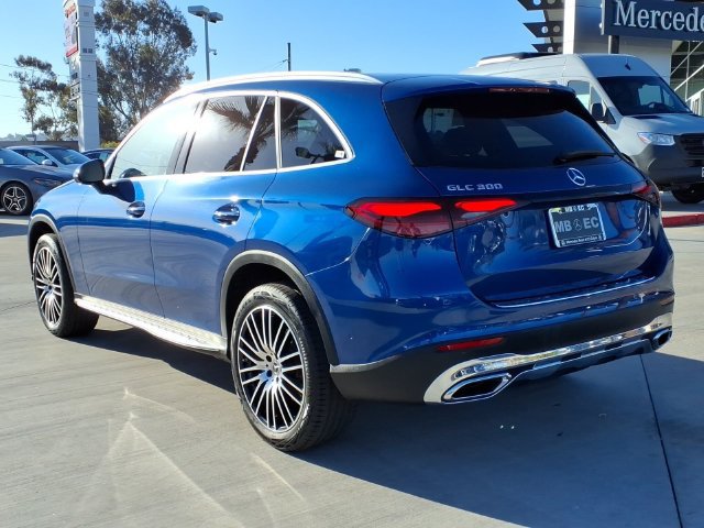 Used 2024 Mercedes-Benz GLC 300 image 21