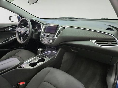 Used 2019 Chevrolet Malibu LT FWD image 22