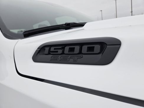 Used 2025 RAM 1500 Classic Warlock image 18