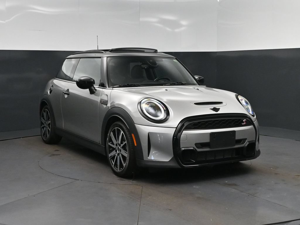 Used 2024 MINI Cooper S FWD image 9