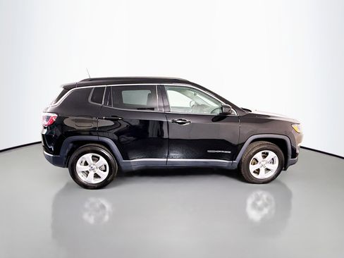 Used 2018 Jeep Compass Latitude w/ Popular Equipment Group image 11
