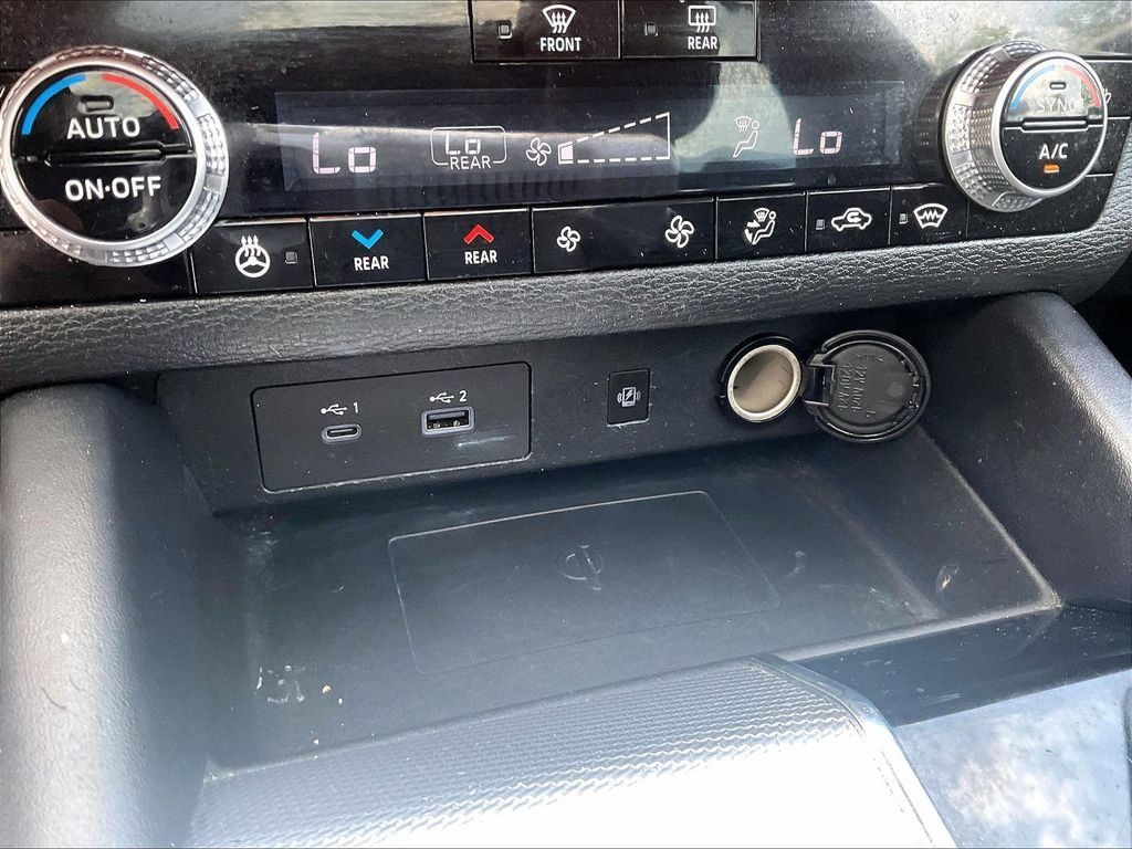 Used 2022 Mitsubishi Outlander SEL AWD/4WD image 26