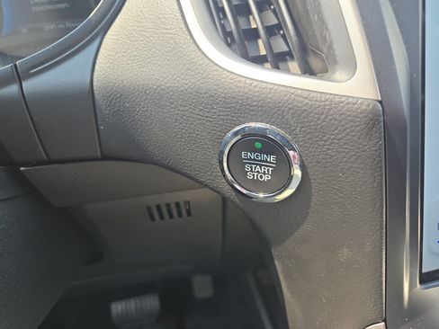 Certified 2023 Ford Edge SEL image 24