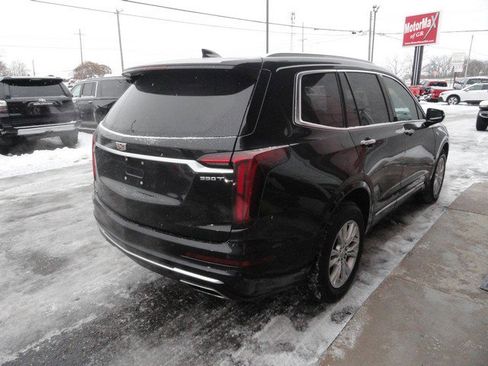 Used 2024 Cadillac XT6 Luxury image 5