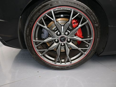 Used 2023 Chevrolet Corvette Stingray Premium Conv w/ Z51 Performance Package image 45