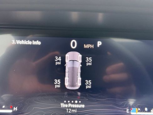 New 2025 Jeep Grand Cherokee Altitude image 16