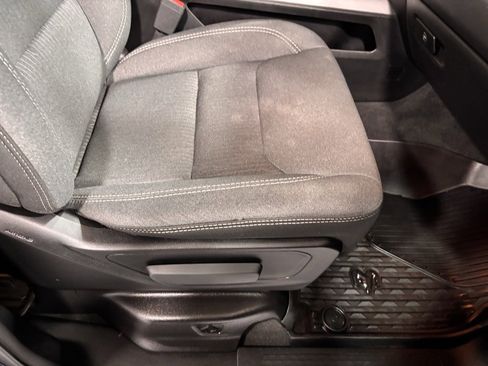 Used 2021 RAM 1500 Big Horn image 17