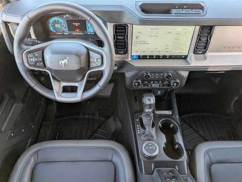 New 2025 Ford Bronco Outer Banks image 6