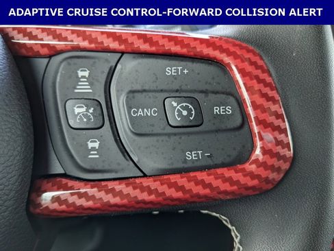 Used 2025 Jeep Wrangler Willys image 12