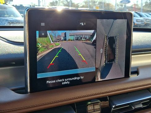 Used 2023 Lincoln Aviator Reserve w/ Equipment Group 201A image 24