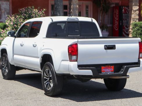 Used 2020 Toyota Tacoma SR w/ SR Convenience Package RWD image 6