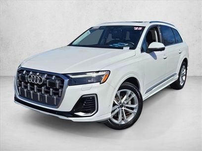 Used 2025 Audi Q7 3.0T Premium Plus