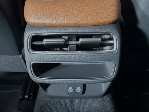 New 2026 Genesis GV70 2.5T Advanced AWD/4WD image 27
