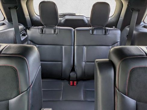 Used 2025 Ford Explorer ST image 20