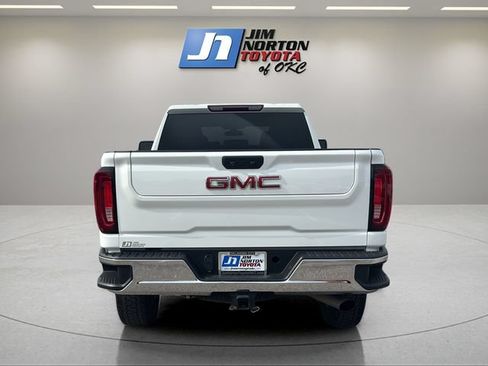 Used 2021 GMC Sierra 2500 SLT w/ X31 Off-Road Package AWD/4WD image 6