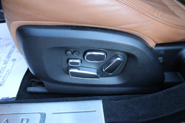 Used 2012 Jaguar XJ L RWD image 14