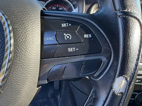 Used 2015 Dodge Charger SE w/ Popular Equipment Group RWD image 16