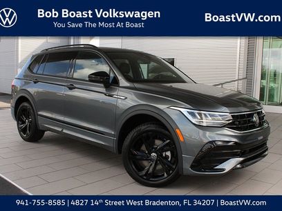 Used 2024 Volkswagen Tiguan SE R-Line