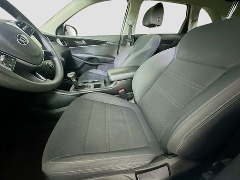 Used 2019 Kia Sorento L FWD image 13