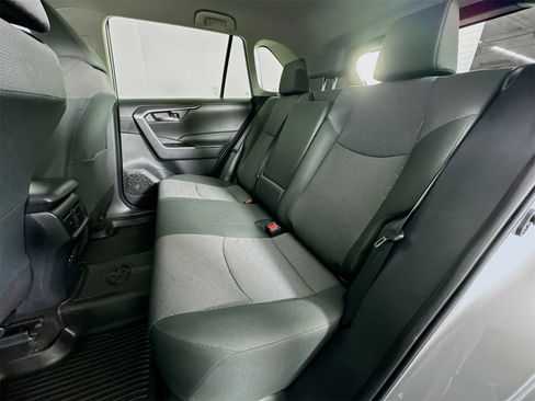 Used 2024 Toyota RAV4 XLE image 23