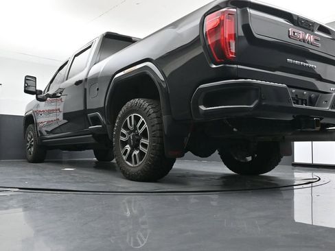 Used 2022 GMC Sierra 2500 AT4 w/ AT4 Premium Plus Package AWD/4WD image 21