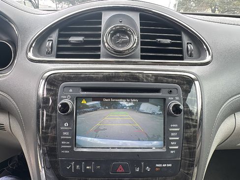 Used 2014 Buick Enclave Leather image 17