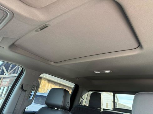 Used 2021 Chevrolet Silverado 2500 LTZ w/ LTZ Plus Package image 33