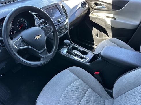 Used 2023 Chevrolet Equinox LS w/ LPO, Floor Liner Package FWD image 11