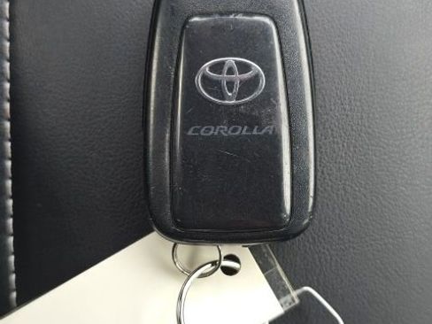 Used 2019 Toyota Corolla SE w/ SE Option Package image 26