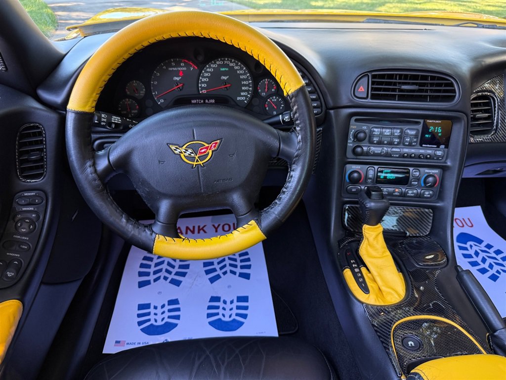 Used 2003 Chevrolet Corvette Coupe w/ Preferred Equipment Group RWD image 54