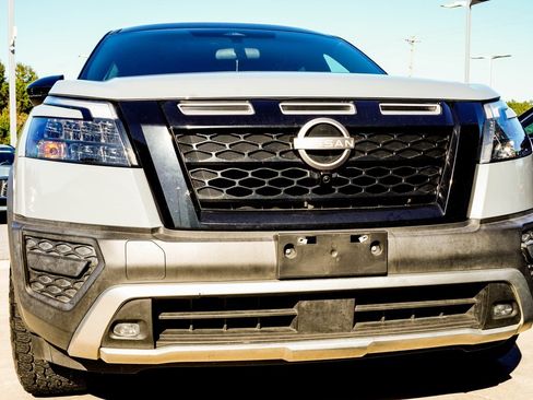Used 2023 Nissan Pathfinder Rock Creek image 7