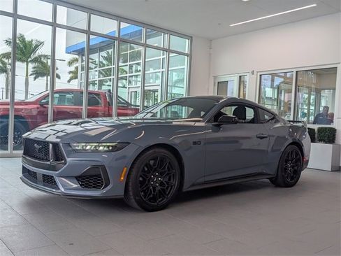 Used 2025 Ford Mustang GT w/ GT Performance Package image 3